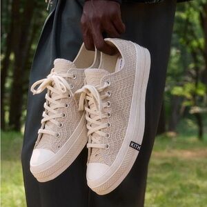 KITH FOR CONVERSE CHUCK TAYLOR ALL STAR 1970 OX - EGRET / WHITE / BLACK WAVE